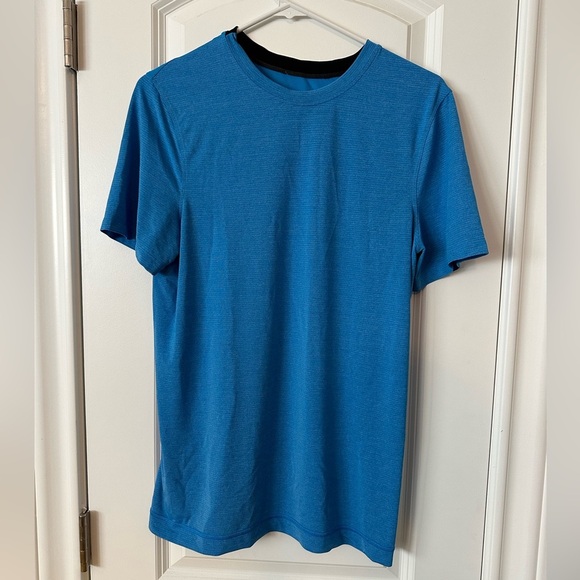 lululemon athletica Other - Lululemon Men's Blue T-Shirt, size S